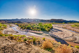 Paria-River-meandering-througn-Cottonwood-Canyon.jpg