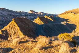 Sunlit-Rocks-Landscape-Protrusions-Cottonwood.jpg