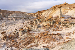 Hoodoos-Wonders-White-Rocks-Southwest.jpg